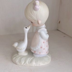 Precious Moments 1978. Make a Joyful Noise. Original 21 figurines.